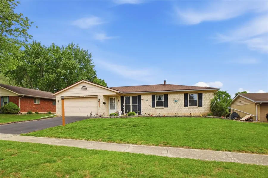 4799 Scothills Drive, Englewood, OH 45322 - #2