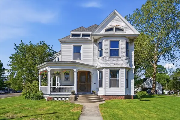 3 E Xenia Drive, Fairborn, OH 45324