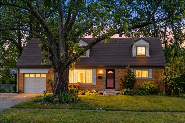 909 Larriwood Avenue, Kettering, OH 45429