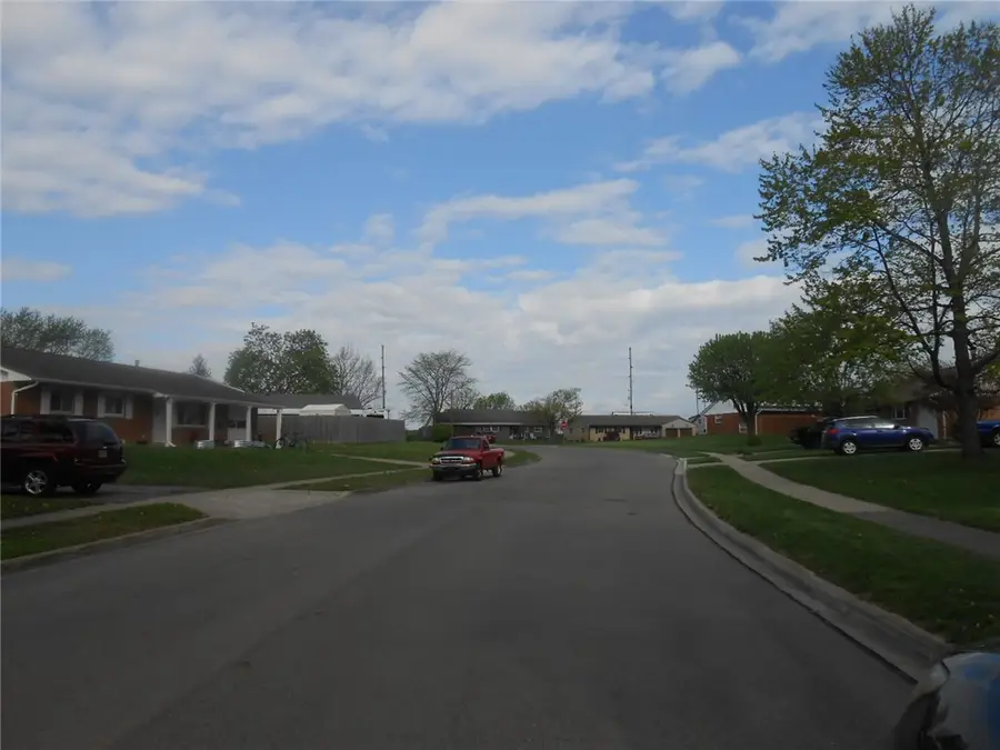 327 Reichard Drive, Vandalia, OH 45377 - #2