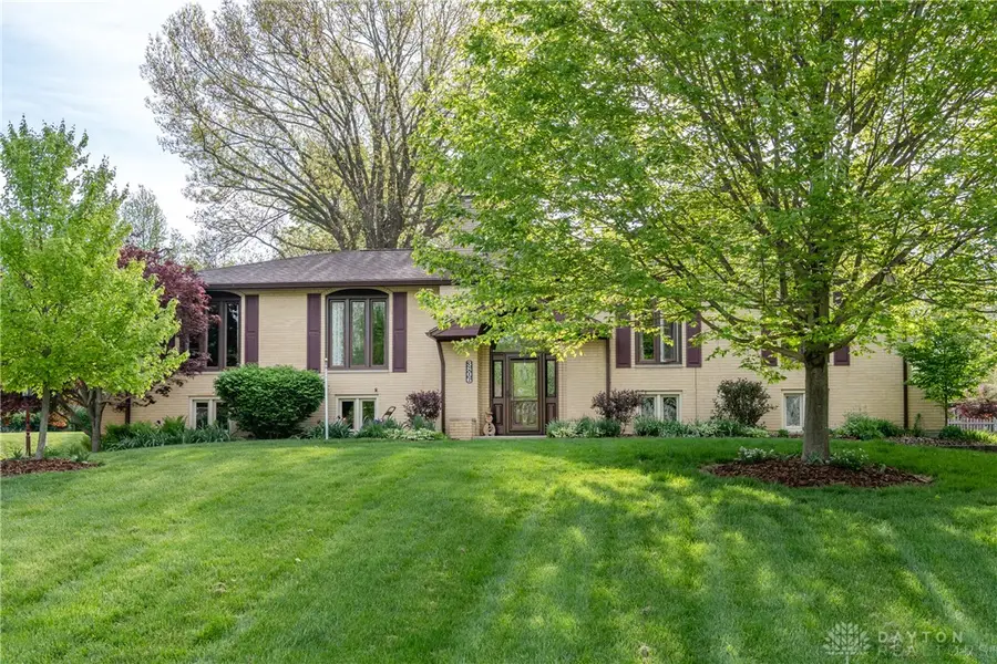 3806 Saint Andrews, Bath, OH 45324 - #2