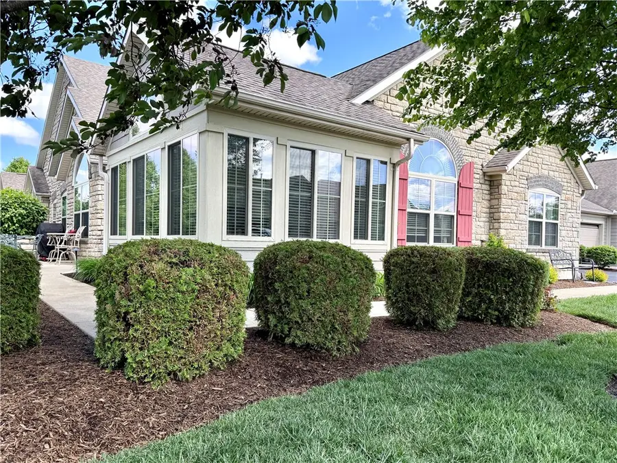 141 Scarborough Village Drive, Washington, OH 45458 - #2