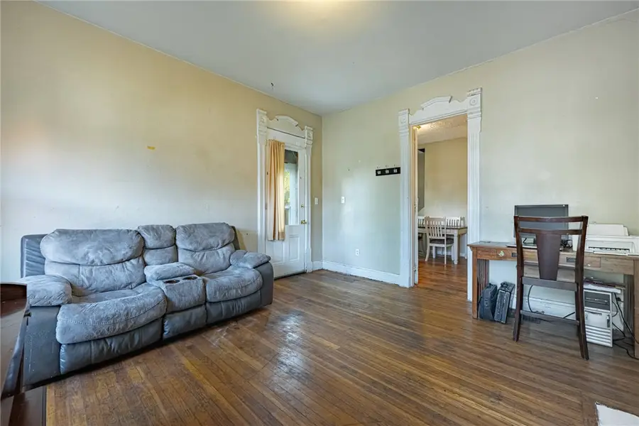 135 S Terry Street, Dayton, OH 45403 - #3