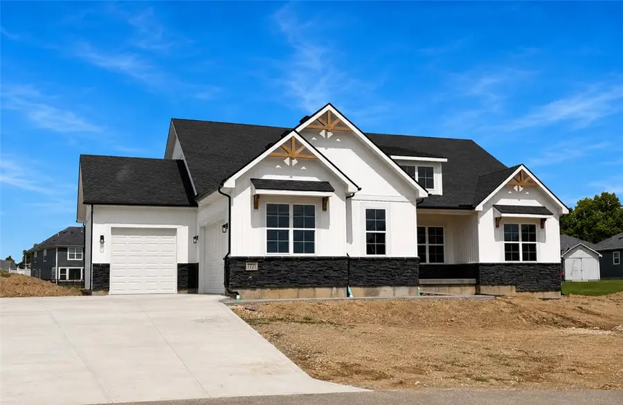 7721 Callamere Farms Drive, Dayton, OH 45424 - #2