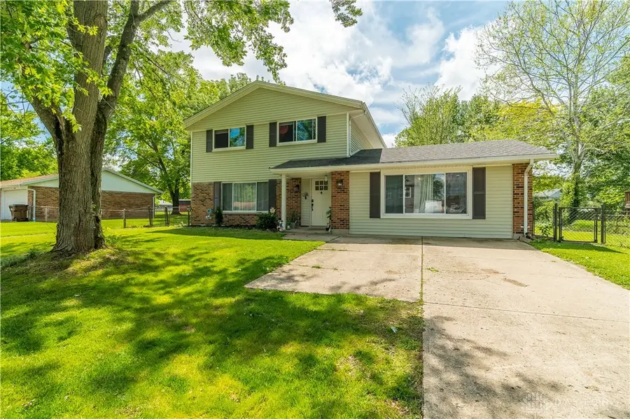5223 Hahn Avenue, Fairborn, OH 45324 - #2