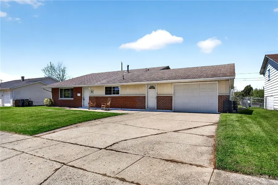 415 Falcon Drive, New Carlisle, OH 45344 - #2