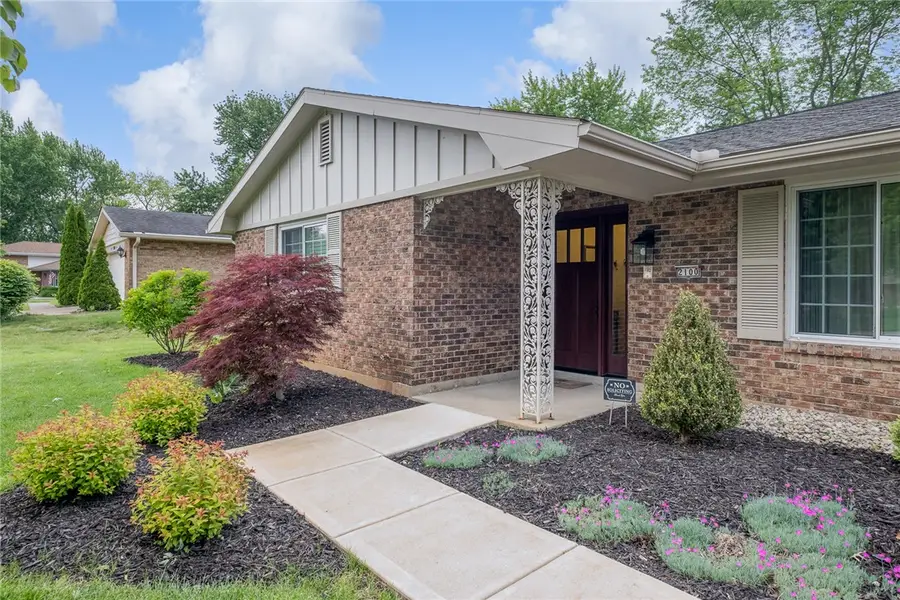 2100 Crab Tree Drive, Beavercreek, OH 45431 - #2