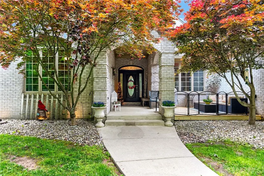 7470 Deep Woods Court, Springboro, OH 45066 - #2