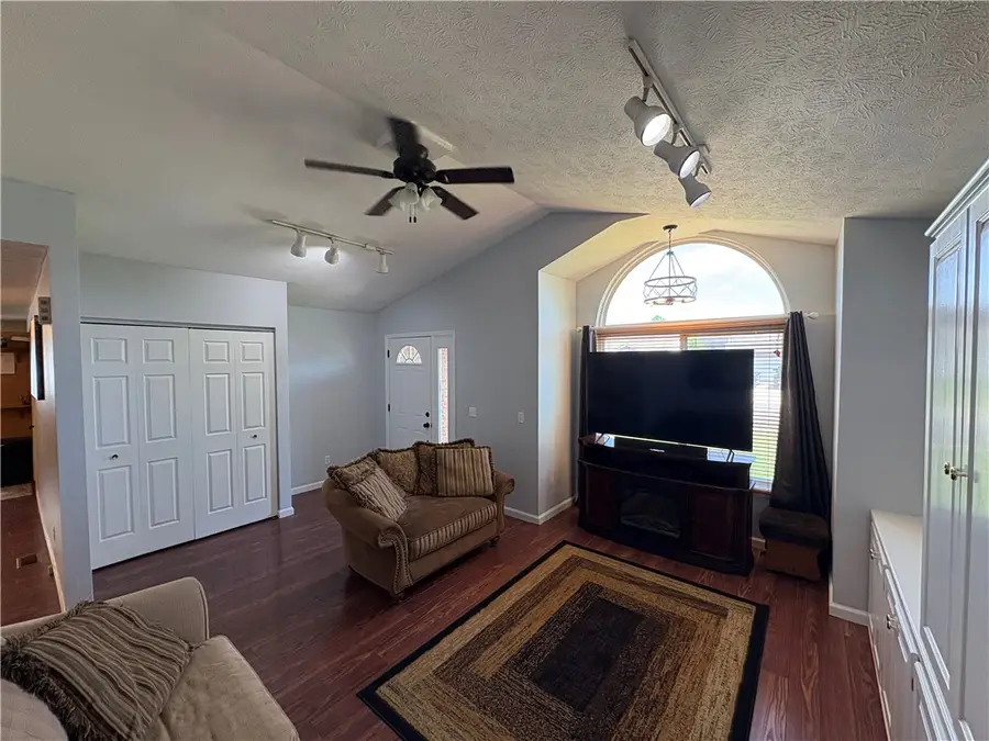 2896 Red Oak Circle, Troy, OH 45373 - #2