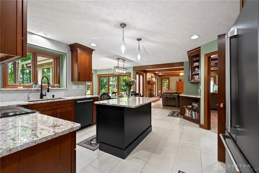 6548 Atterbury Court, Centerville, OH 45459 - #2