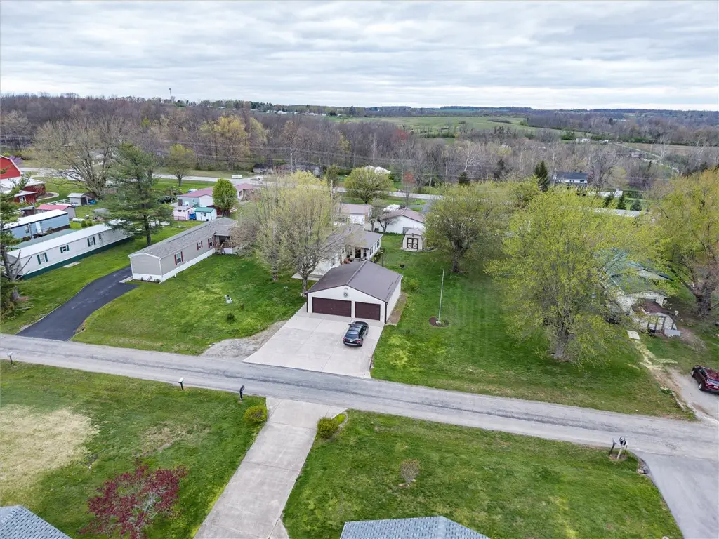 6651 Wizard Of Oz Way, Hillsboro, OH 45133 - #1