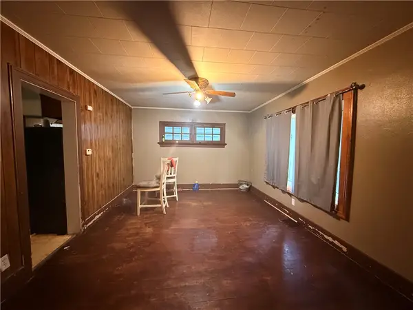 129 E Elmwood Avenue, Dayton, OH 45405