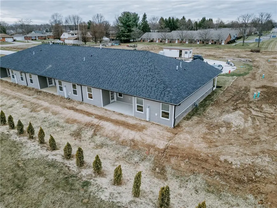 4528 W Ridgewood Road, Springfield, OH 45503 - #2