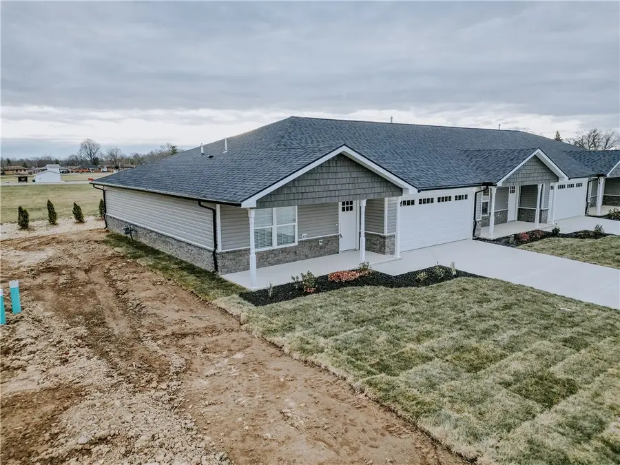 4528 W Ridgewood Road, Springfield, OH 45503 - #3