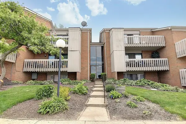 1122 Eagle Feather Circle #D, West Carrollton, OH 45449