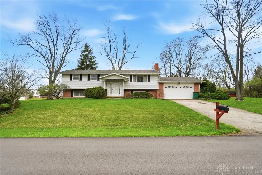 2761 La Cresta Drive, Beavercreek, OH 45431 - #3