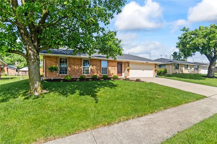 7147 Chadbourne Drive, Huber Heights, OH 45424 - #2