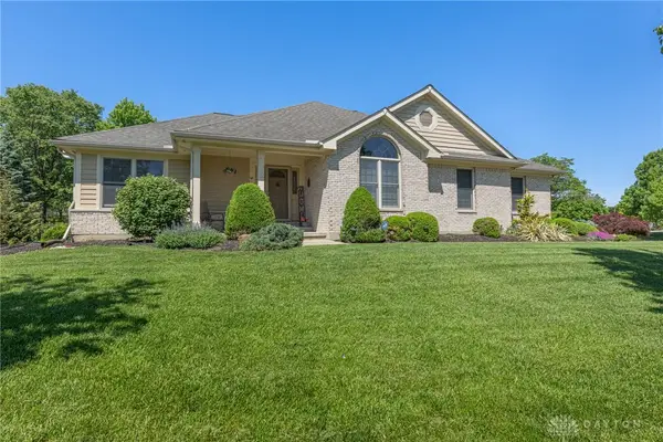 1668 Lago Mar Drive, Washington Twp, OH 45458