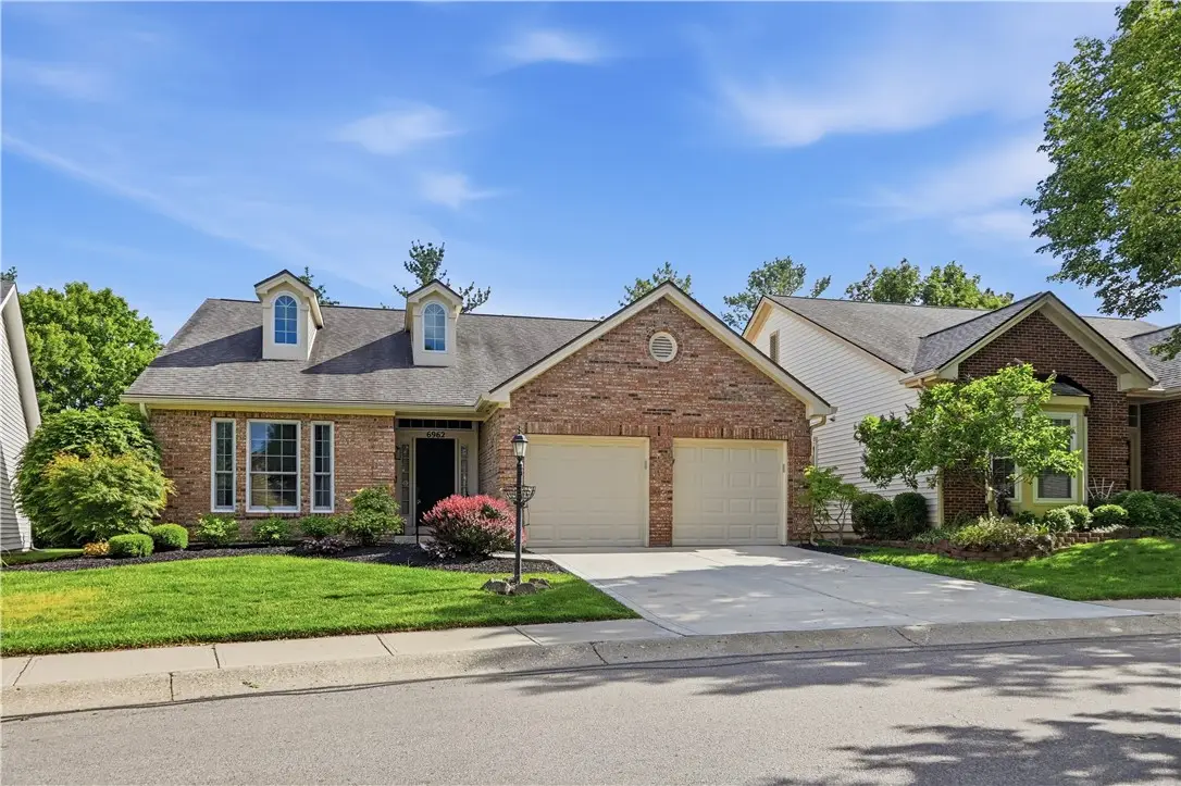 6962 Wembley Circle, Centerville, OH 45459 - #1