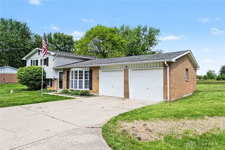 5884 Troy Road, Springfield, OH 45502 - #3