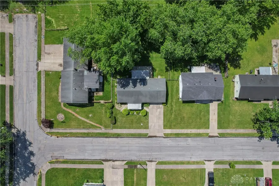 427 Knickerbocker Avenue, Springfield, OH 45506 - #3