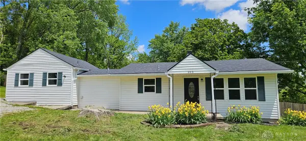 393 N Main Street, Waynesville, OH 45068