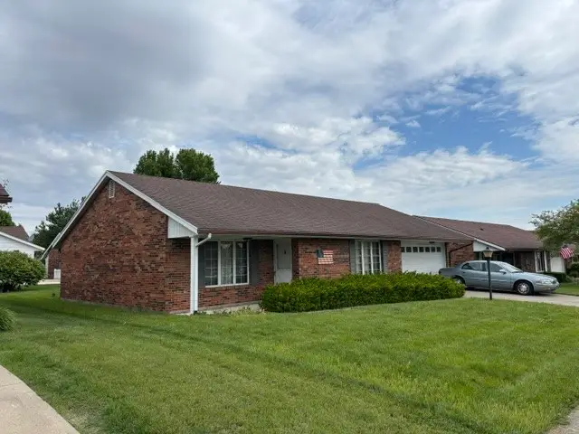 1232 Waterbury Place, Troy, OH 45373 - #3