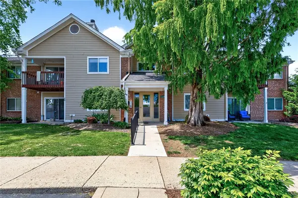 148 Mallard Glen Drive #8, Centerville, OH 45458