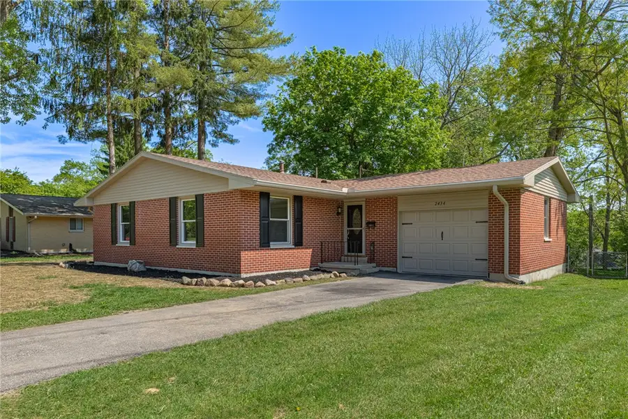 2434 Barnett Drive, Bellbrook, OH 45305 - #2