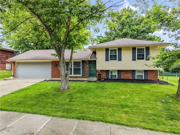 130 Teakwood Lane, Springboro, OH 45066