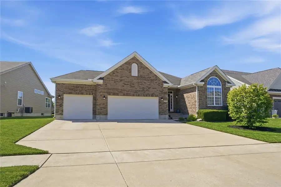 4131 Spicebush Drive, Tipp City, OH 45371 - #2