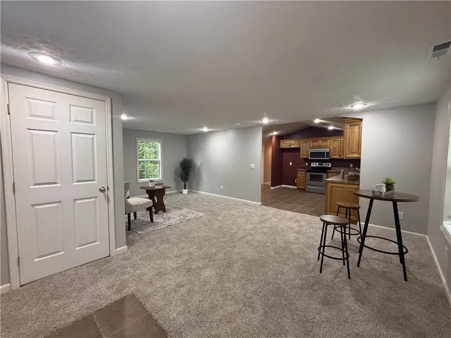 72 Hale Avenue, Germantown, OH 45327 - #3