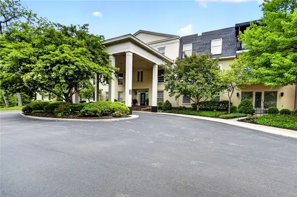333 Oakwood Avenue #2A, Oakwood, OH 45409