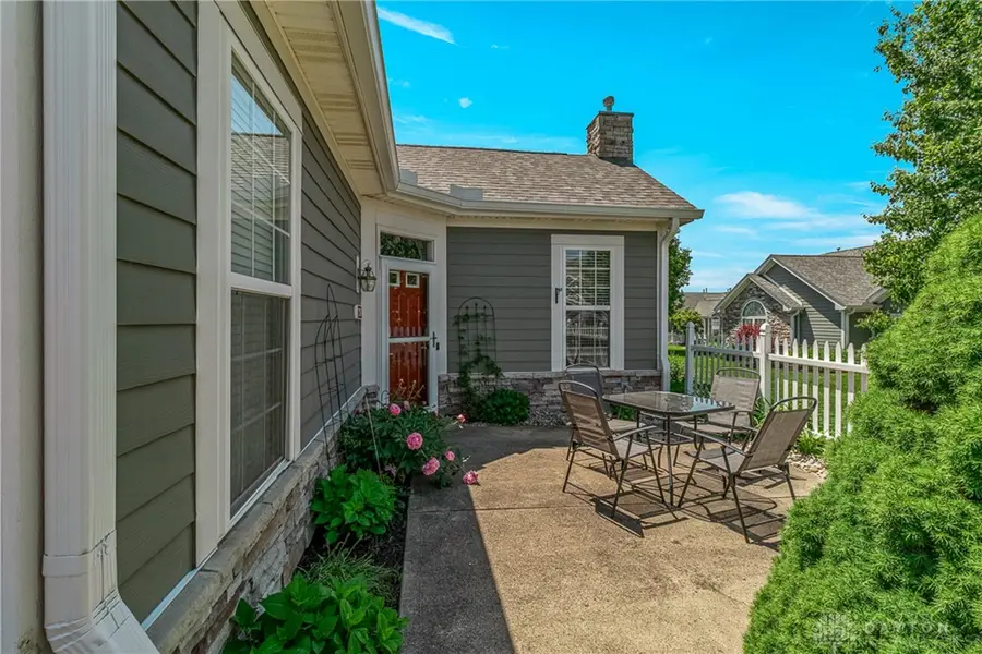 124 Abbey Drive, Springboro, OH 45066 - #3