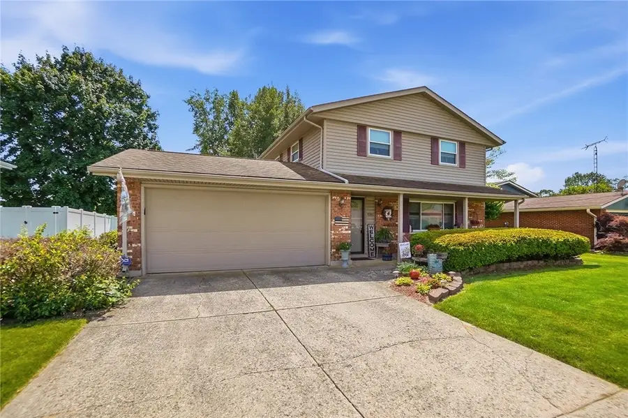 5302 Ottawa Drive, Springfield, OH 45324 - #3