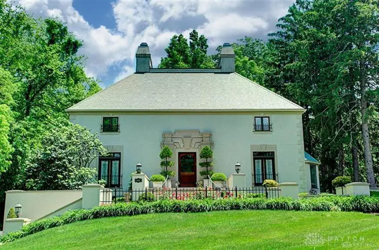 6460 Kings Grant, Centerville, OH 45459 - #1