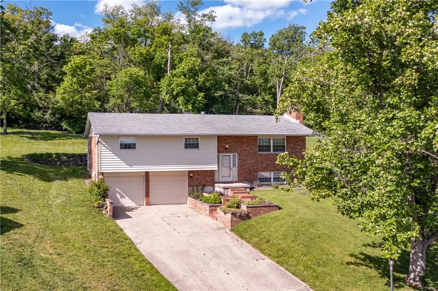860 Lea Castle Place, Miamisburg, OH 45342 - #2