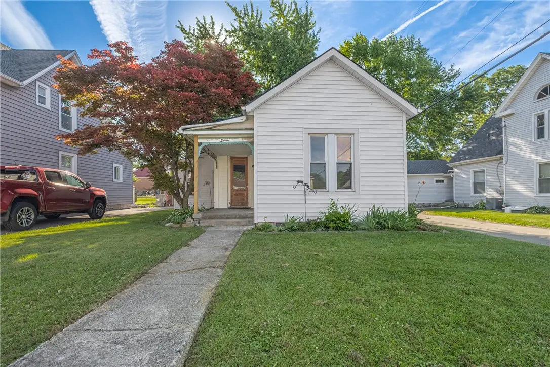 7 S Church Street, Jamestown, OH 45335 - #1