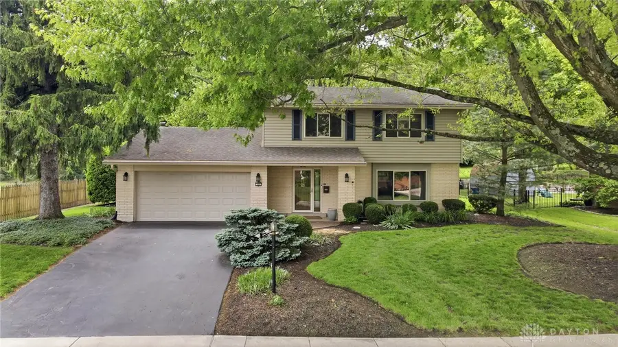 320 S Village Drive, Washington, OH 45459 - #2