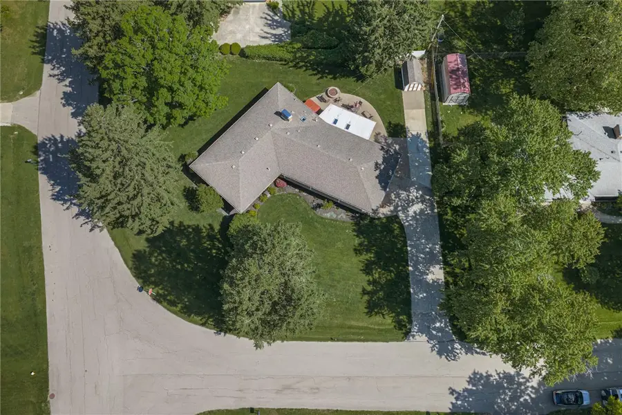 6459 Sweet Briar Lane, Washington, OH 45459 - #2
