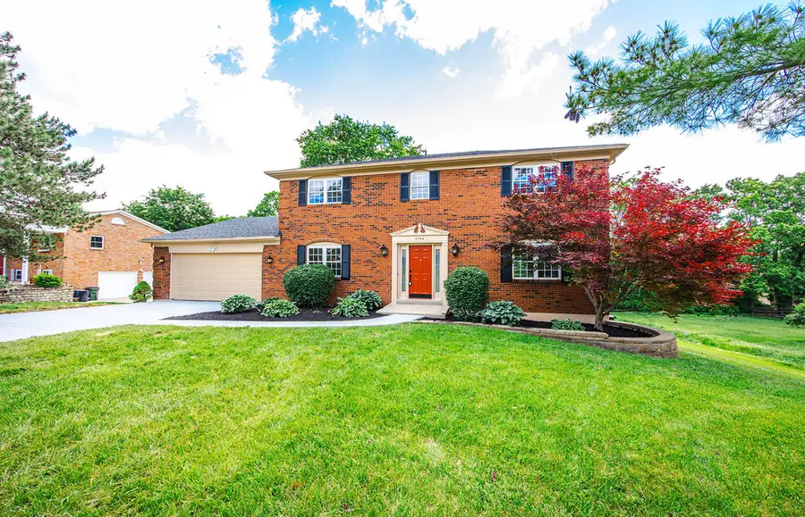 7764 Rolling Meadows Drive, West Chester, OH 45069 - #3