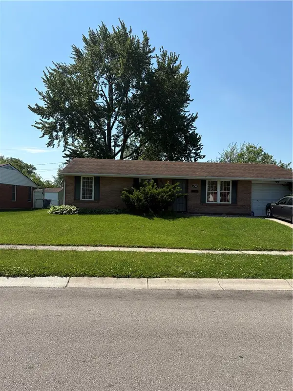 6740 Stonehurst Drive, Huber Heights, OH 45424