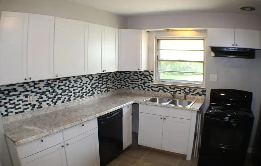 1507 Academy Place, Dayton, OH 45406 - #2