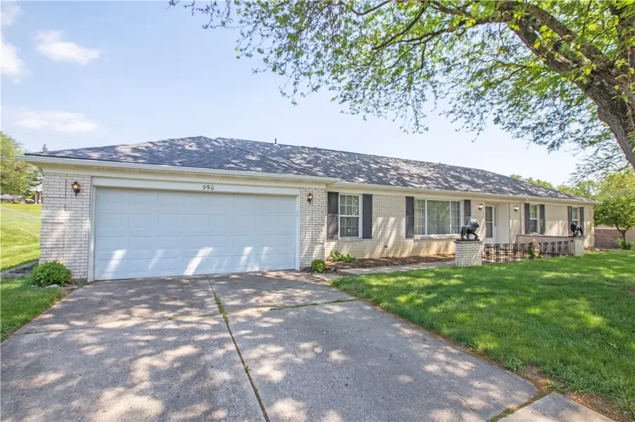 950 Rayberta Drive, Vandalia, OH 45377 - #2