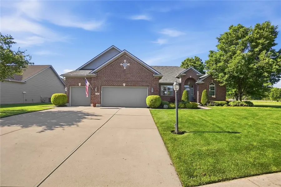 710 Governors Road, Troy, OH 45373 - #3