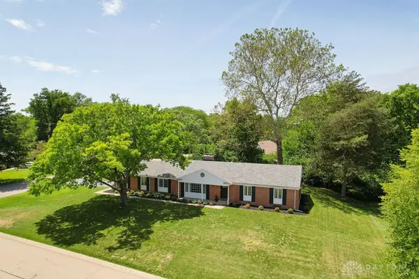 5733 Barnsley Place, Washington Twp, OH 45459