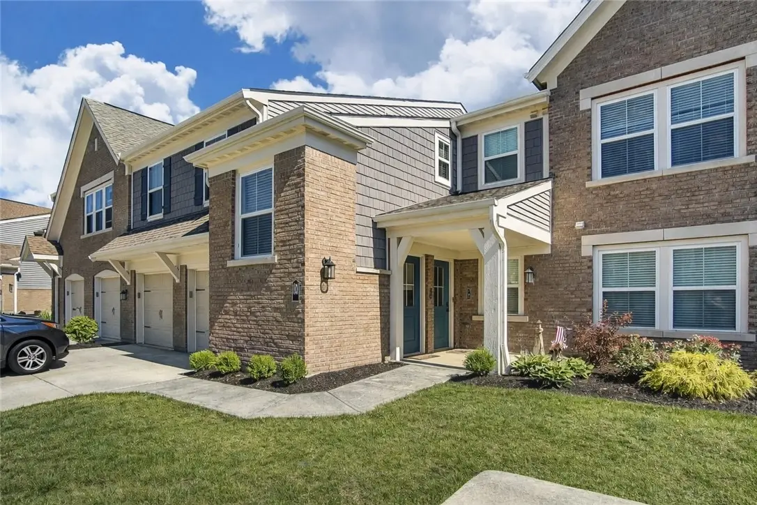 136 Waterhaven Way, Springboro, OH 45066 - #1