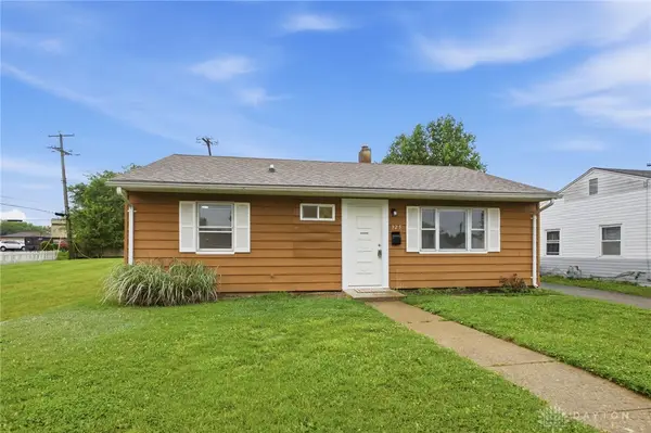 325 Gruen Drive, Springfield, OH 45505