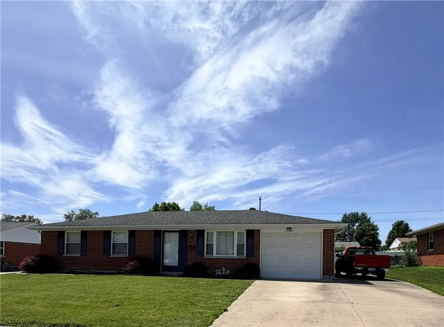7709 Stockholm Drive, Huber Heights, OH 45424 - #2