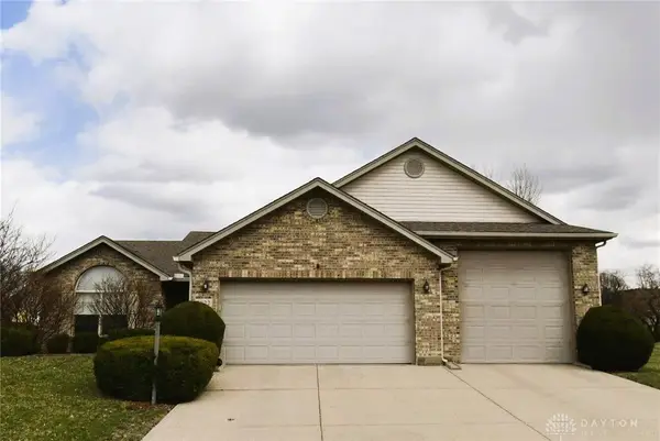 6822 Grovebelle Drive, Huber Heights, OH 45424